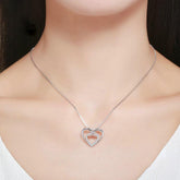 Delicate Collane A Forma Di Cuore Placcate In Oro