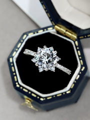 Anello Di Fidanzamento Con Stella Lucida Taglio Rotondo S925