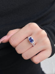 Anello Di Fidanzamento Con Zaffiro Rettangolare Da 2,5 Carati