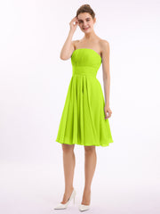 Abito corto da damigella senza spalline con scollo dritto Verde Lime