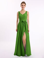 Abito in chiffon con scollo a V fascia a fiocco e spacco Muschio