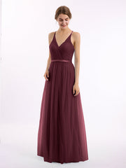 Abito Lungo in Tulle Scollo a V con Fascia in Raso Cabernet