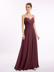 Abito in Chiffon con Spalline Sottili e Scollo a Cuore Cabernet