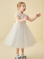 Abito Da Damigella In Tulle Con Scollo Illusione Applicazioni E Fiocco