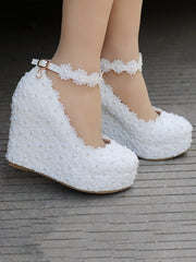 Scarpe Da Sposa Con Punta Rotonda Pizzo E Fiore Con Tacco A Zeppa E Cinturino Alla Caviglia