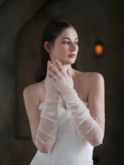Guanti Da Sposa Lunghi Con Maniche Trasparenti Color Avorio E Perle