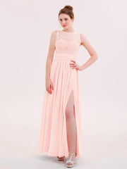Abito in Pizzo e Chiffon Scollo Illusion con Spacco Rosa Perlato